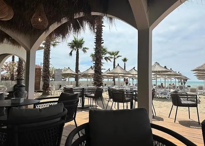 Luxury 1br Appartement *