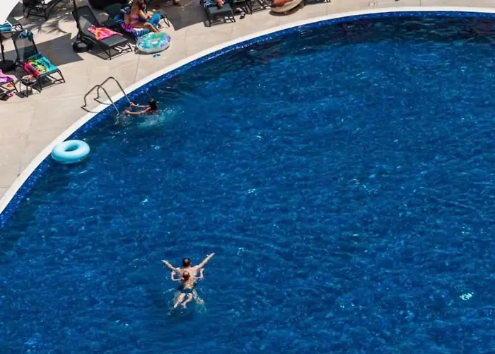 Luxury 1br Golem (Tirana)